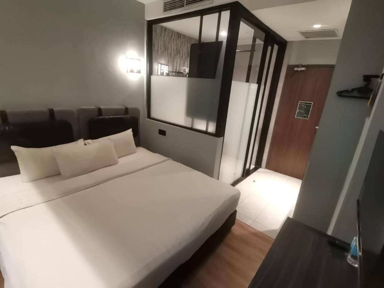 The Seraya Hotel Kota Kinabalu Kültér fotó